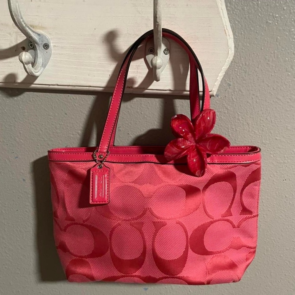 Coach Red Signature Shoulder Bag